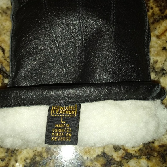 Genuine Leather Gloves - Picture 3 of 4